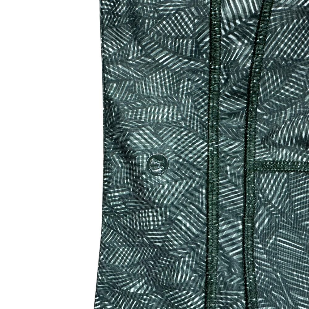 LULULEMON Green White Palm Tree Mesh Inset Cropped Leggings Women's Size 6 - Picture 7 of 7